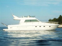 Ferretti 39