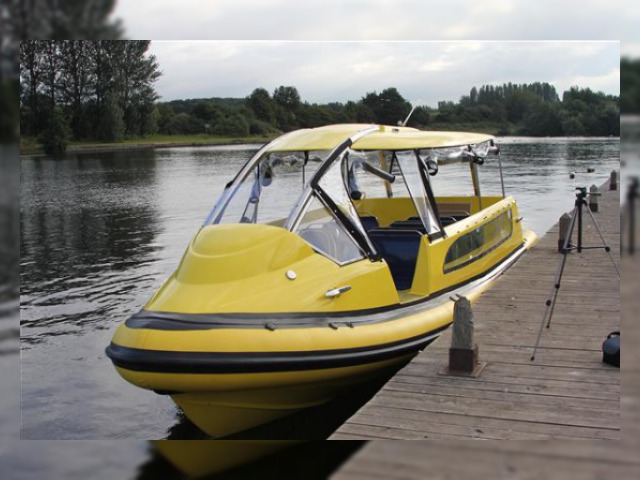 2013 Dolphin 9