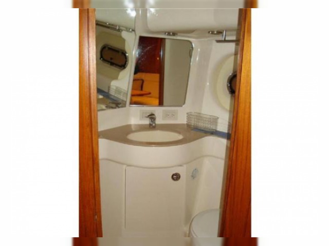 2005 Tiara 3600 Sovran