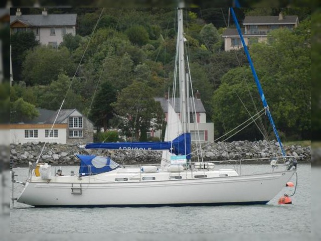 1987 Rival 36