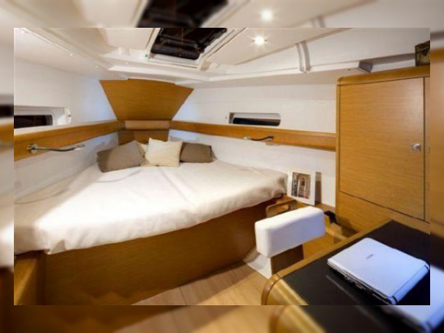 2009 Princess V48 til salg