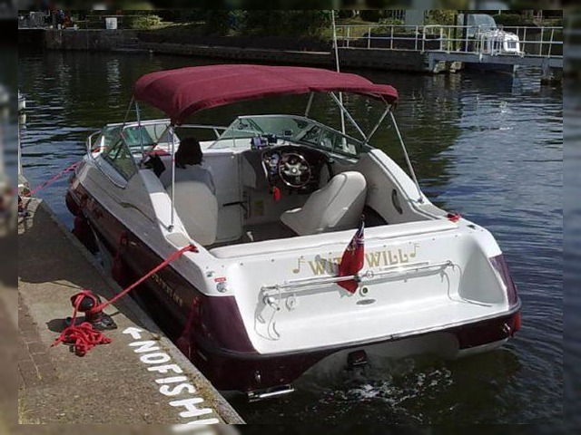 Αγοράστε 2000 Crownline 210