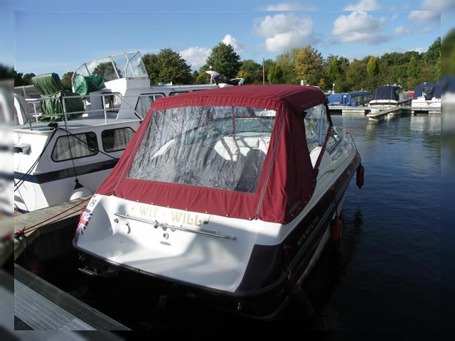 2000 Crownline 210 προς πώληση