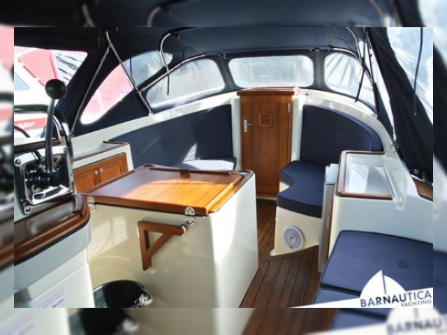 2010 Intercruiser 27 Cabin til salg
