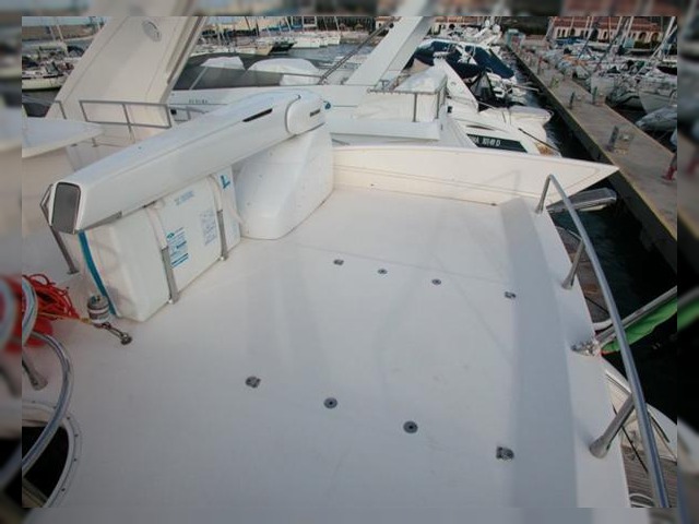 2009 Azimut 62