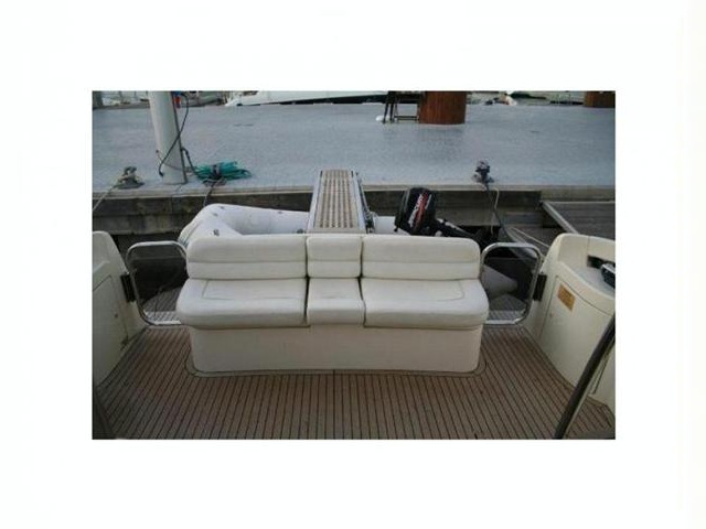 Azimut 42 Fly