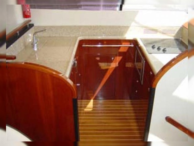 Fairline Phantom 50 zu verkaufen