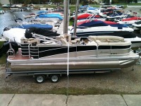 Berkshire Pontoons 240 E