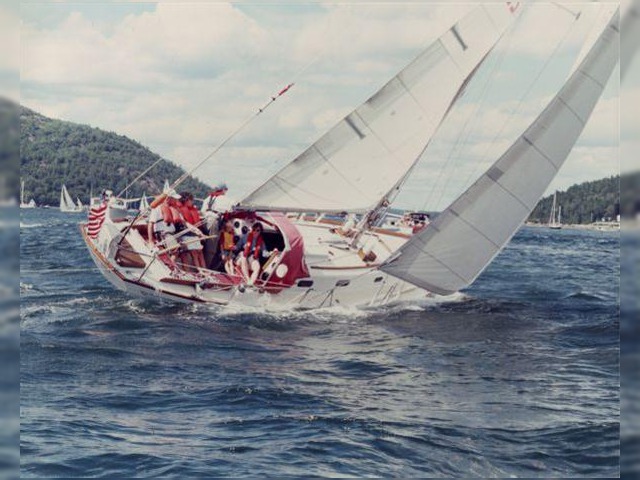 1964 Hinckley Pilot 35 Sloop