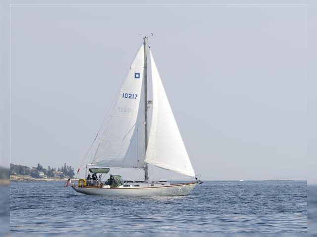 1971 Hinckley Pilot 35 Sloop