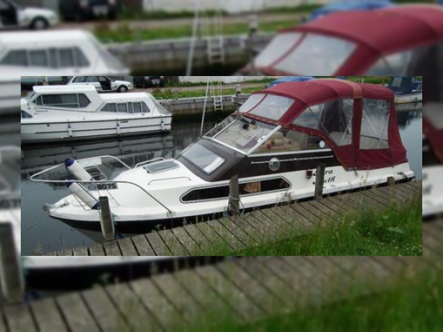 1980 Fairline Weekend