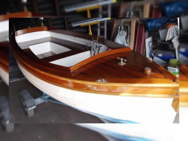 Købe 1990 GRP Electric Open Launch