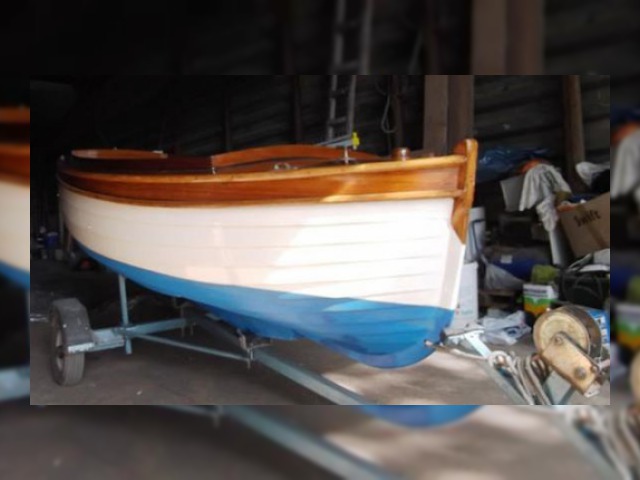 Købe 1990 GRP Electric Open Launch