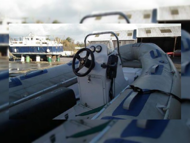 2008 Dragonfly 18