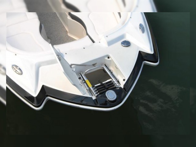 2014 Chaparral 244