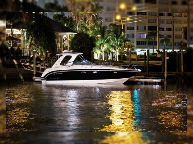 2014 Chaparral 370