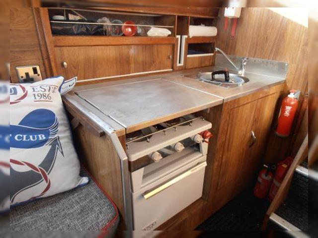1977 Princess 32 for sale