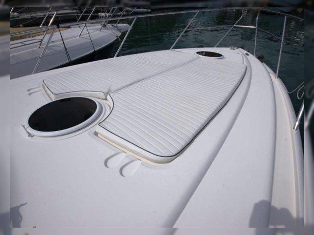 2006 Princess V48