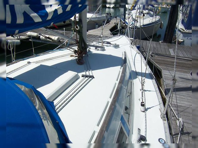 Buy 1985 Moody 28