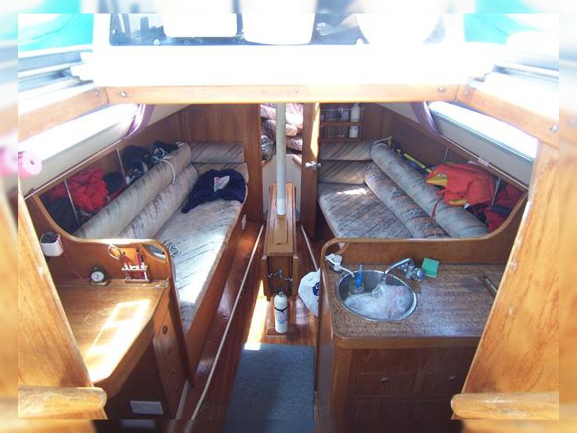 Buy 1985 Moody 28