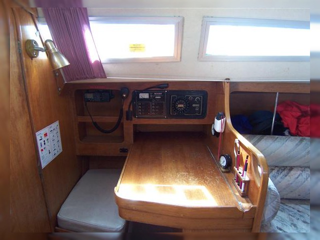 1985 Moody 28 for sale