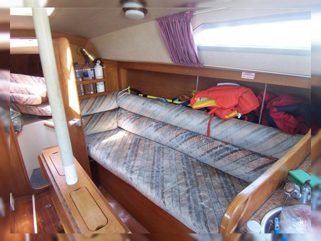 Buy 1985 Moody 28