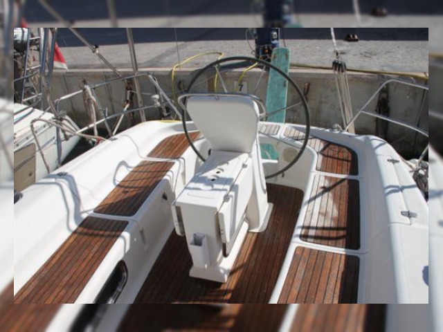 Buy 2000 Bavaria 37