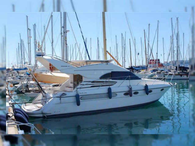 1999 Fairline Phantom 42
