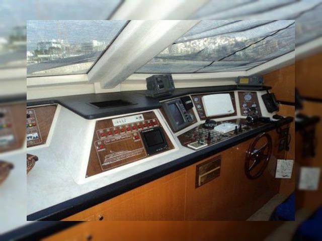 2004 Tecnomar Nadara 34