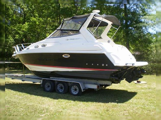 2005 Regal Commodore 2860