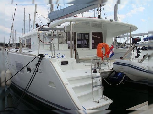 2010 Lagoon 400