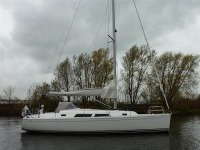 Hanse 370