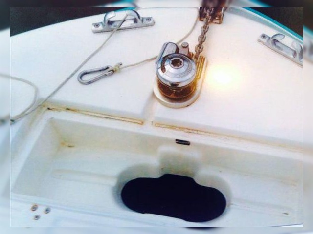 Buy 1997 Mako 252 Center Console
