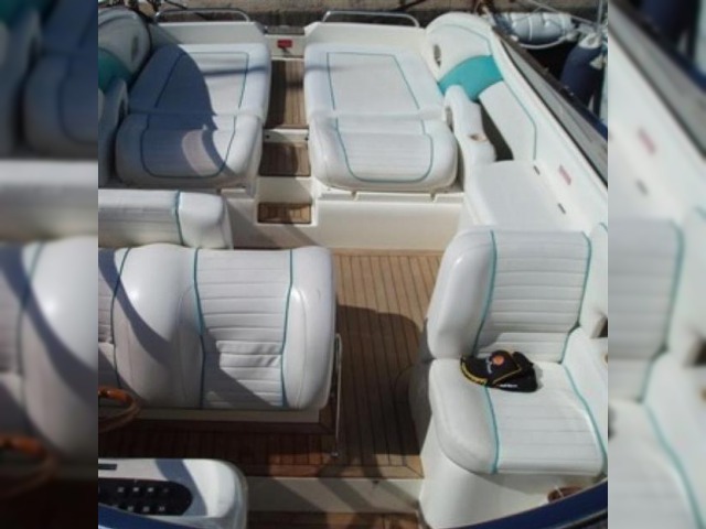 Boston Whaler 255 Conquest