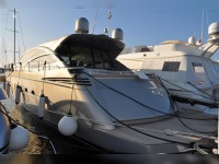 Pershing 62