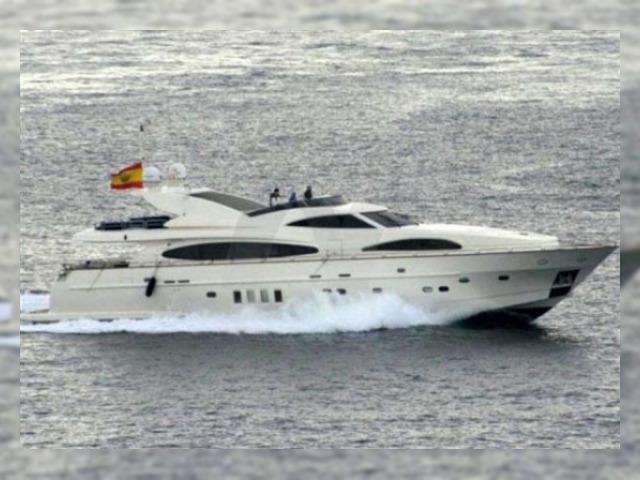 Bavaria 32