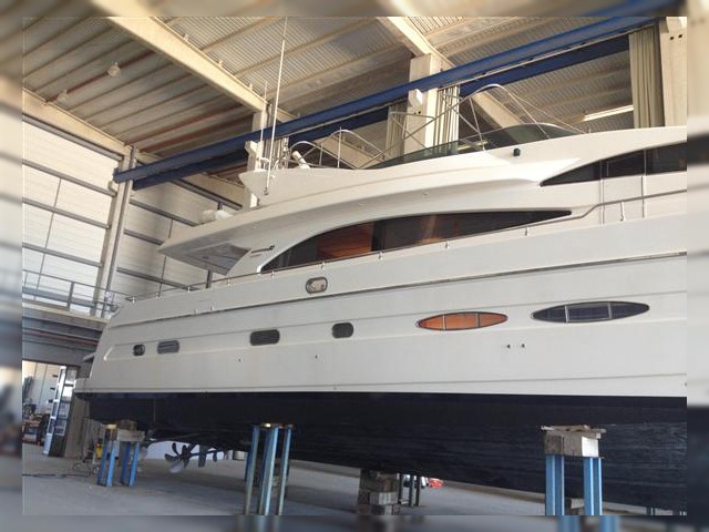Купить 2000 Astondoa 82 Glx Millenium