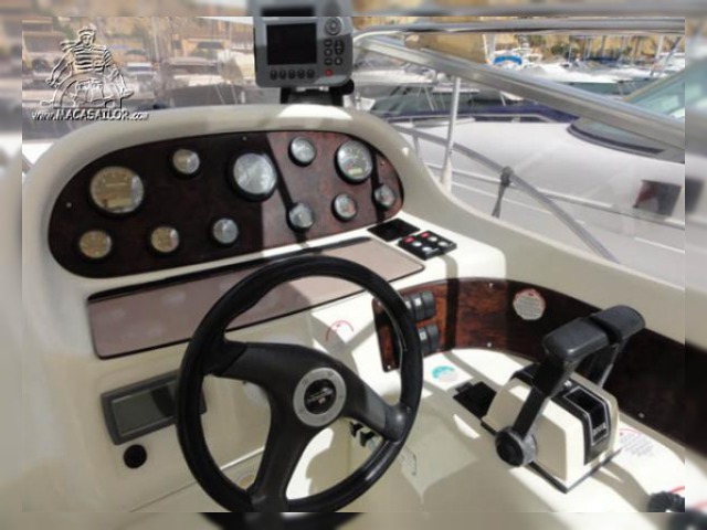 Buy 2004 Cranchi 30