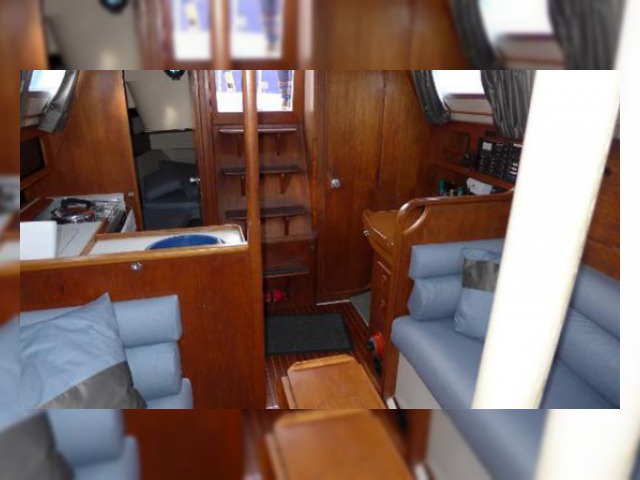 1988 Moody 31 for sale
