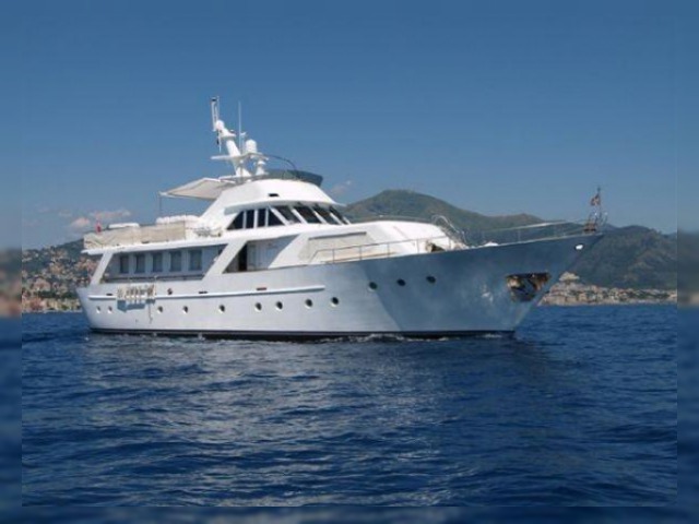 1975 Benetti 25D