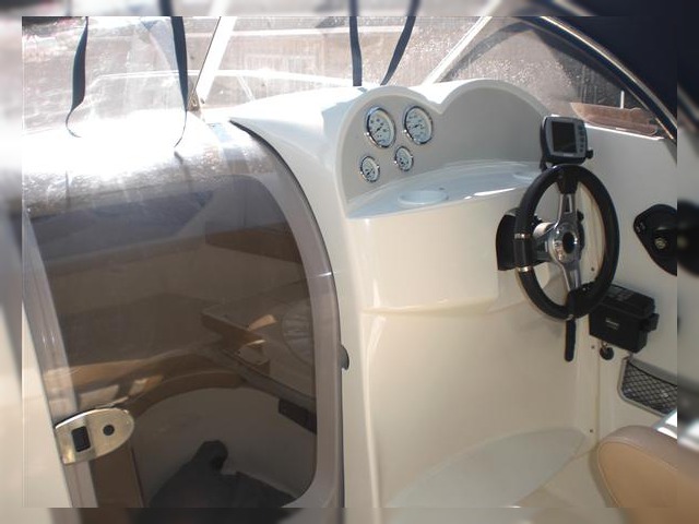 Kupić 2010 Quicksilver 540