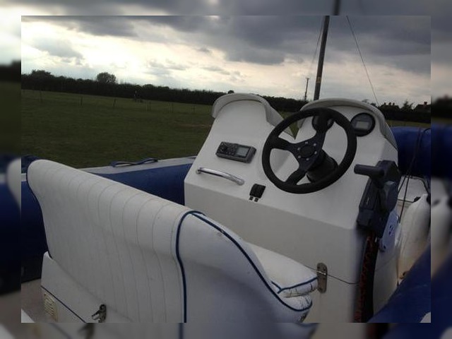 2006 Avon 560