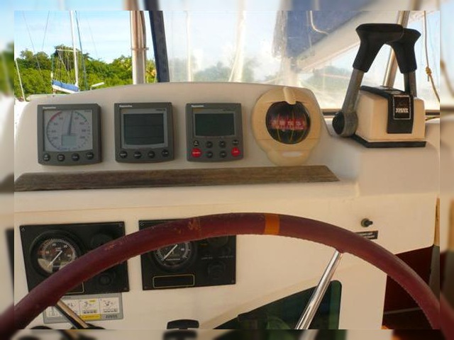 Buy 2003 Lagoon 380