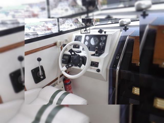 1990 Sheerline 740