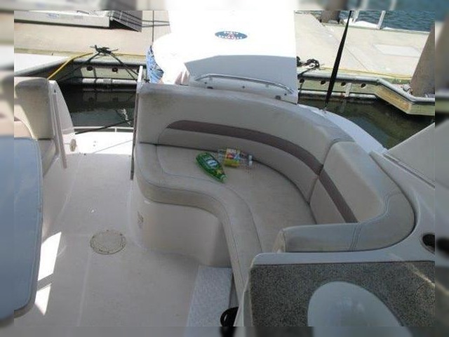 2005 Chaparral 330