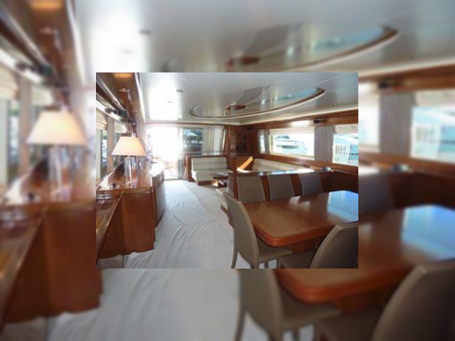2008 Falcon 90