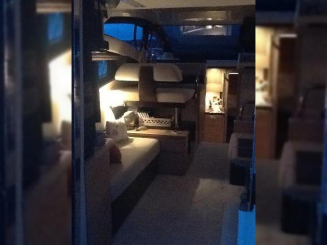 2012 Azimut 48
