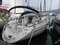 Bavaria 37