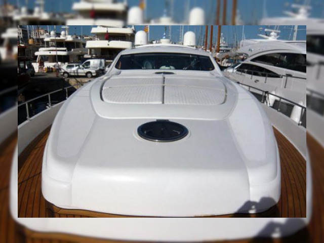 2004 Pershing 76
