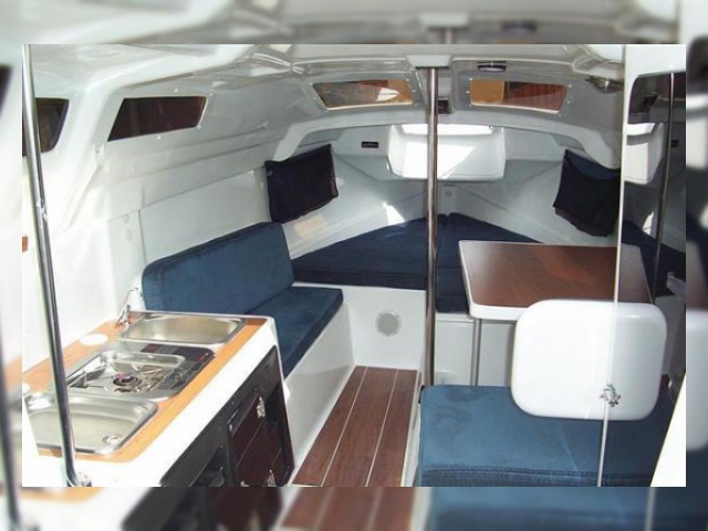 Koupit 1996 MacGregor 26X Powersailer